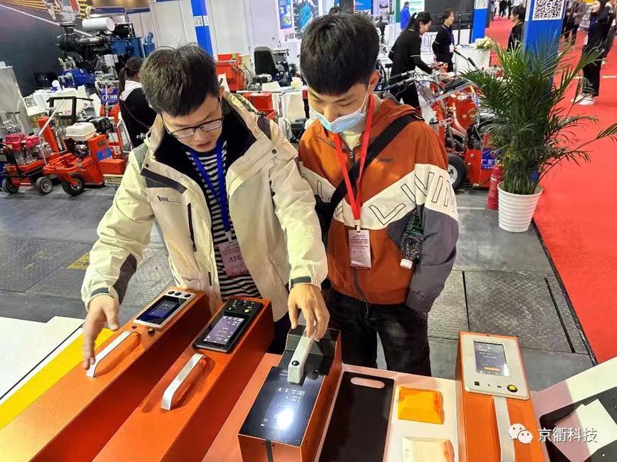 1682231027524464.jpg ed3a3ef6507617fd4f6502106459fd8.jpg